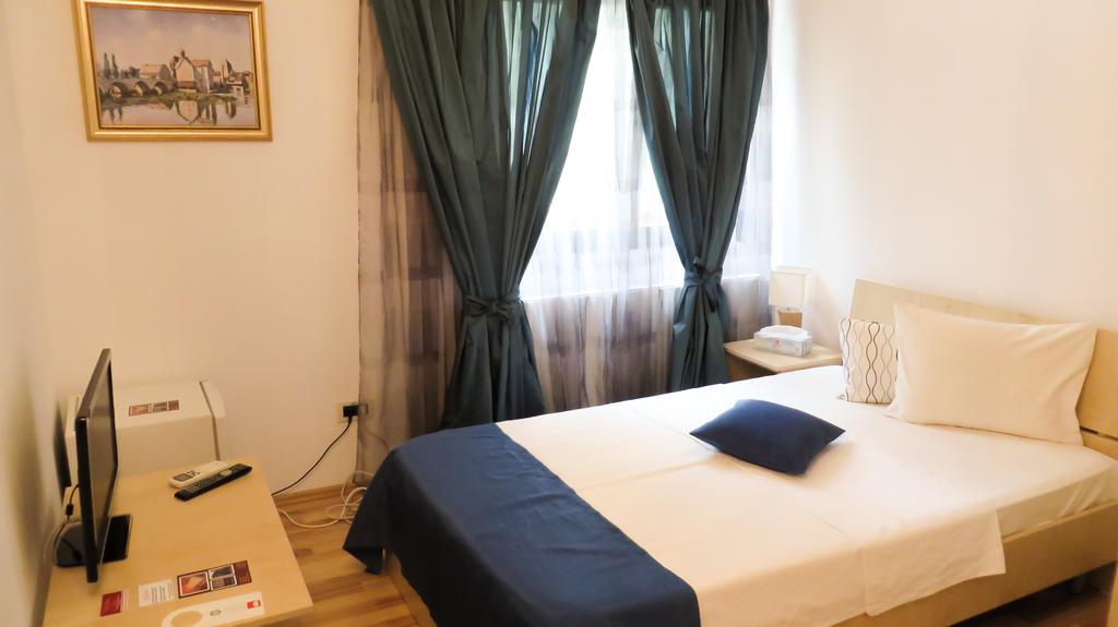 City Garden Rooms And Apartments Bucarest Chambre photo